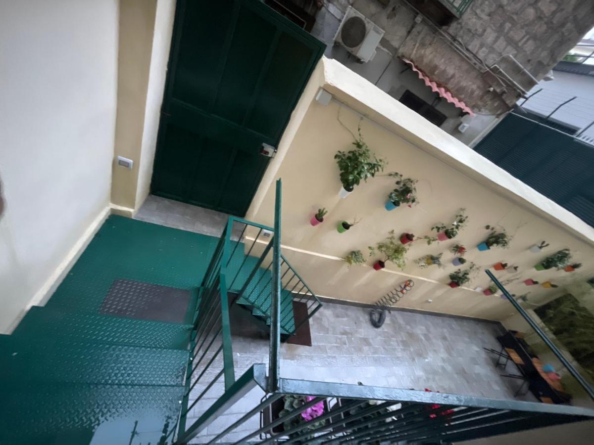 Cesi 13 Leilighet Napoli Eksteriør bilde